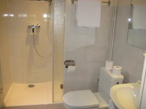 Hôtel Aux Trois Roses - Salle de bain