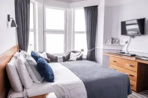 The Elizabeth - Room