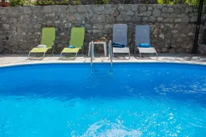 Sunset Holiday Home - Pool