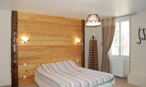 Joly Saint Sauveur - Room