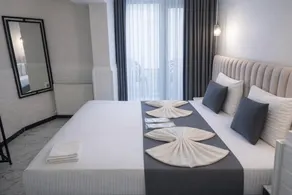 D Twins Airport Hotel - Room