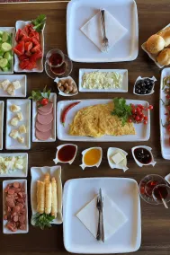 Grand Uchisar Hotel - Restaurante