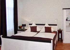Hotel Garni Landhaus Uttum - Room