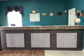 Super 8 by Wyndham Nashville Near Downtown / I-40 - Lobby