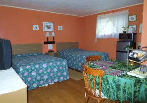 Four Seasons Motel - Chambre