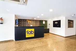 Fabhotel The Luxe Inn - Receção