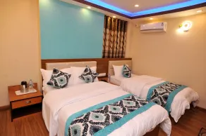 Hotel Aarati - Room