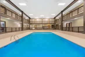 SureStay Plus Hotel by Best Western Grand Island - Piscine