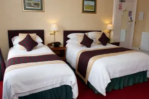 Daviot Guest House - Chambre