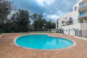 City Résidence Sophia - Piscina
