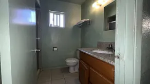 Executive Lodge Inn Stockton CA - Badezimmer