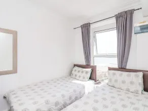 Oceana Holiday Apartments - Room