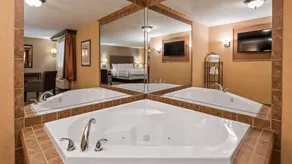 Best Western Plus North Canton Inn & Suites - Salle de bain