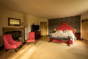 Leeds Castle Maiden's Tower - Room