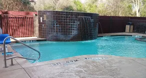 Red Roof Inn & Suites Longview - Pool