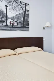 Hostal T4 - Chambre