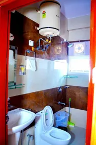 Hotel Shining Star - Bathroom