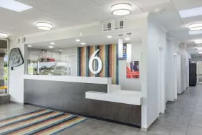 Motel 6 Groves, Tx - Reception