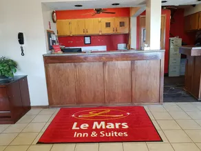Le Mars Inn & Suites - Lobby