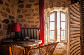 Chambres d'Hôtes et Gîtes Le Mas Bleu & Spa Resort - Habitación