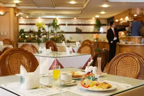 Kingdom Hotel - Restaurant