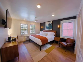The 1850 Hotel - Room