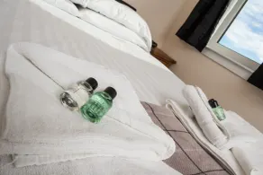 Tuckers Inn - Room