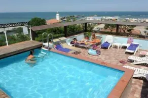 New Bristol Sport Hotel - Pool