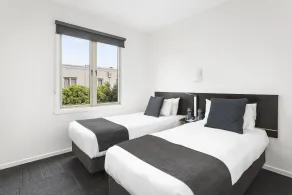 Quest Prahran - Room