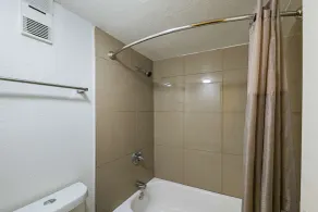 Motel 6-Grand Prairie, TX - Interstate 30 - Salle de bain