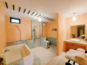 Retro Box Hotel Chumphon - Salle de bain