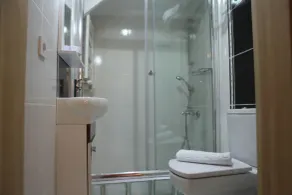Tom Square Boutique Hotel - Bathroom
