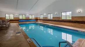 Best Western Hampshire Inn & Suites - Piscine