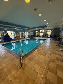 Hampton Inn Farmington - Pool
