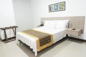 Hotel Cinco Monteria - Room