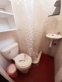 Maypa Lima Airport - Bathroom
