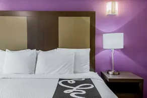 La Quinta Inn by Wyndham West Long Branch NJ Shore Area - Chambre