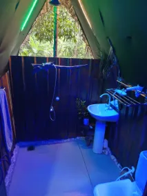 Sigiri Hunter's Eco Tree lodge - Badezimmer