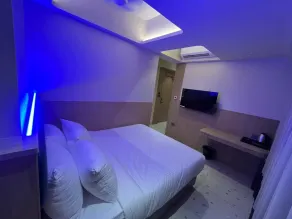 Indie Stays Nesco Goregaon - Room