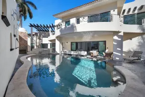 Marbella Lane - PrimeVilla n Modern Home - Pool