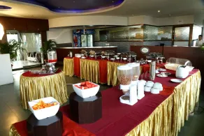 Srinivas Saffron Hotel - Restaurant