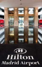 Hilton Madrid Airport - Lobby