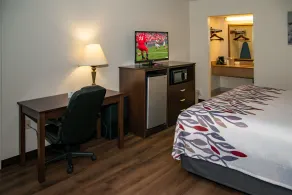 Red Roof Inn Tallahassee East - Habitación