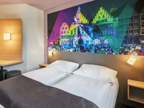 B&B HOTEL Frankfurt-Niederrad - Chambre
