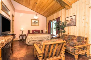 DiamondStone Guest Lodges - Room
