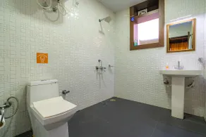 The Social Stays Mussoorie - Baño