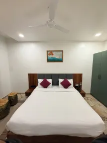 The Naklang Hotel & Restro - Chambre