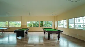 Palette - Club Nirvana - Pool