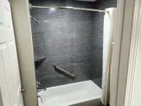 Express Inn Hobby Airport - Bathroom