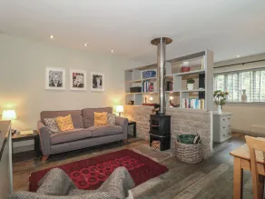 The Stable - Intérieur